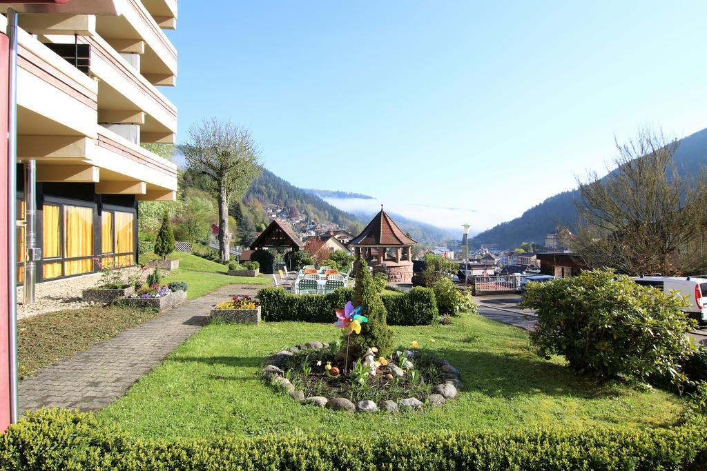 Hotel Bergfrieden 바드윌드바드 외부 사진